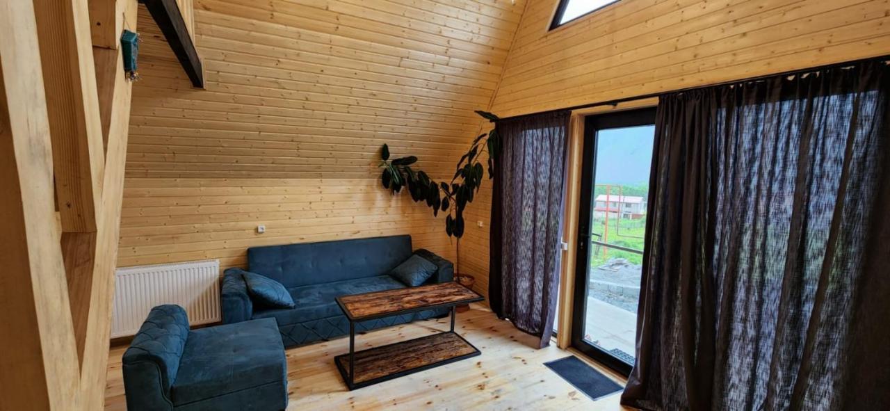 Appartamento Kazbegi Compass Esterno foto