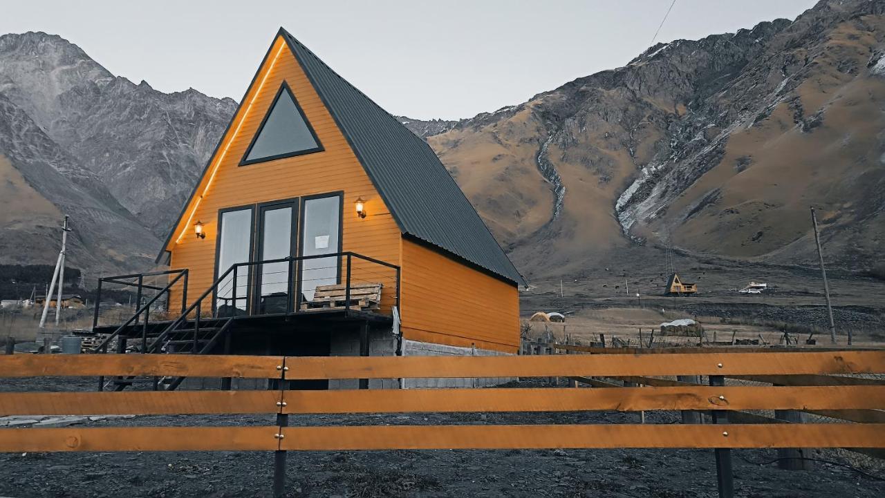 Appartamento Kazbegi Compass Esterno foto